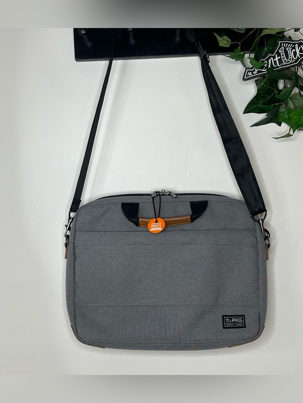 PKG Annex Messenger 16” Laptop Bag New